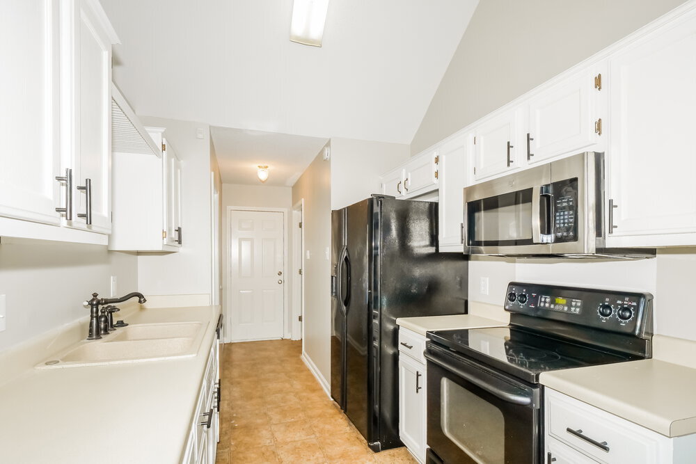 Building Photo - 4005 Eagle Ridge Ln