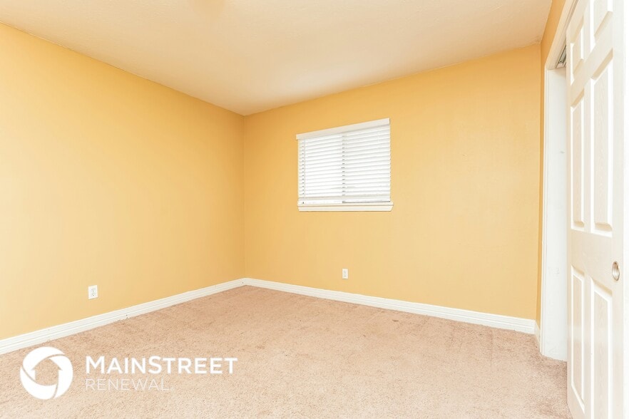 Building Photo - 7418 Emory Oak Ln