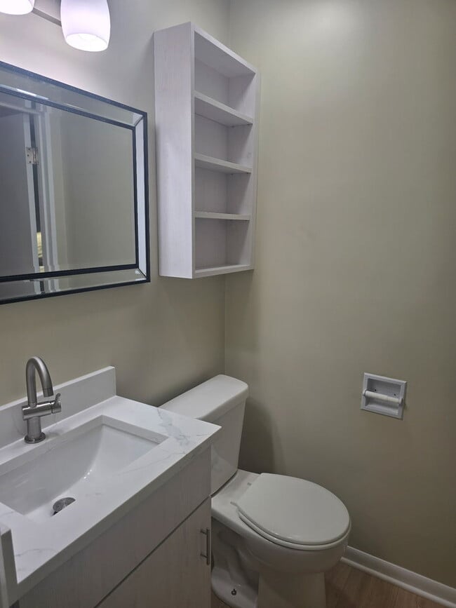 Building Photo - 4116 W 109th St