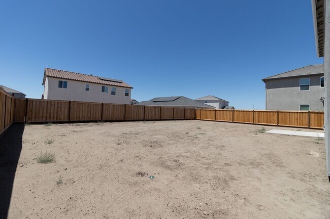 Building Photo - Stunning new home for rent in Manteca!