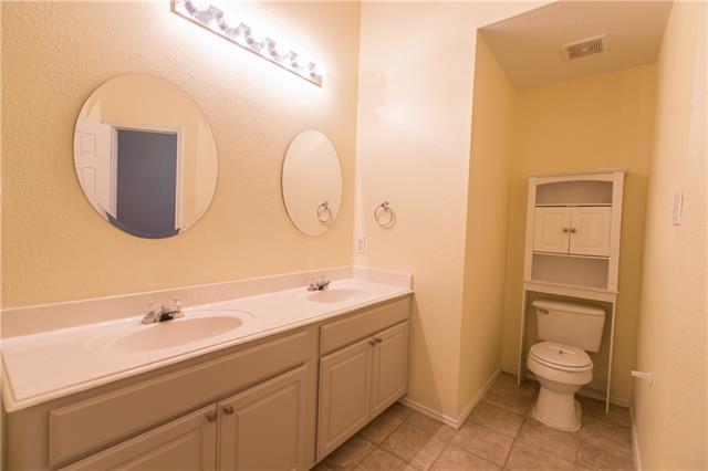 Building Photo - 11809 Gold Creek Dr E