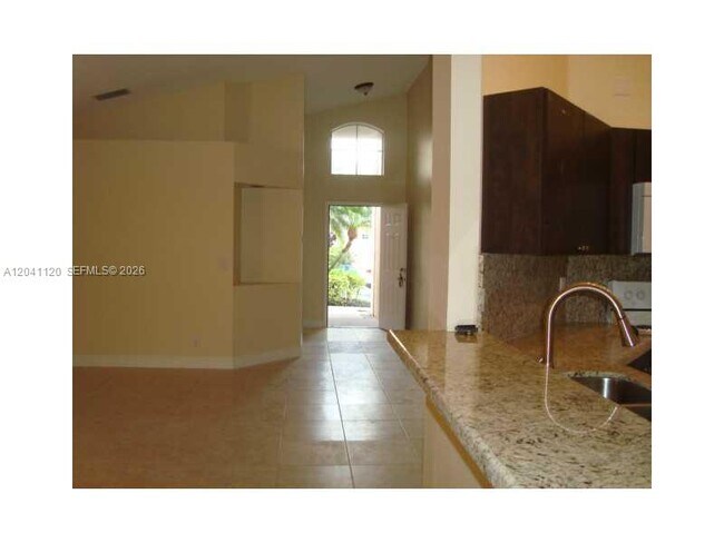 Building Photo - 286 Bridgeton Way