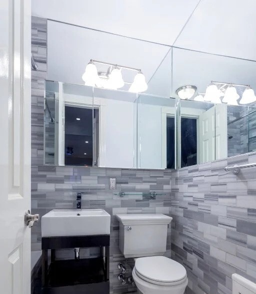 Building Photo - 95 Perry St