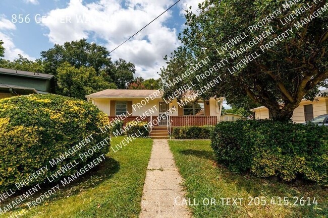 Building Photo - 856 Center Way SW