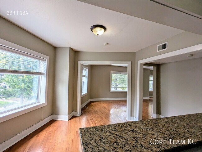 Building Photo - 4328 Roanoke Pkwy