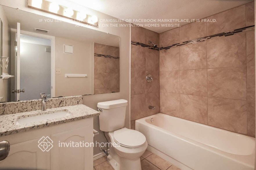 Building Photo - 1325 Clearview Dr