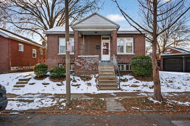 Primary Photo - 4762 Alma Ave