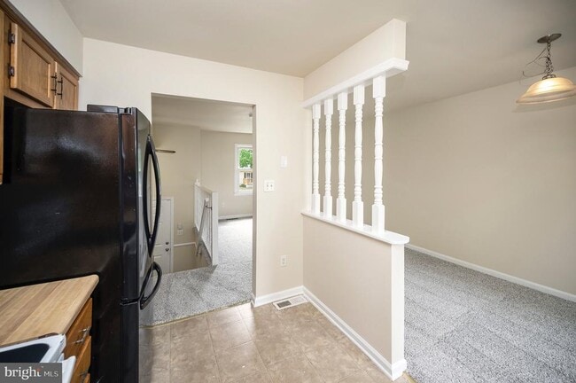 Building Photo - 2111 Mills Dr