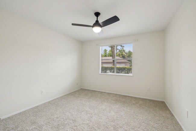 Building Photo - 9 Arbor Club Dr