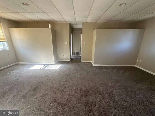 Building Photo - 2669 N Sherman St