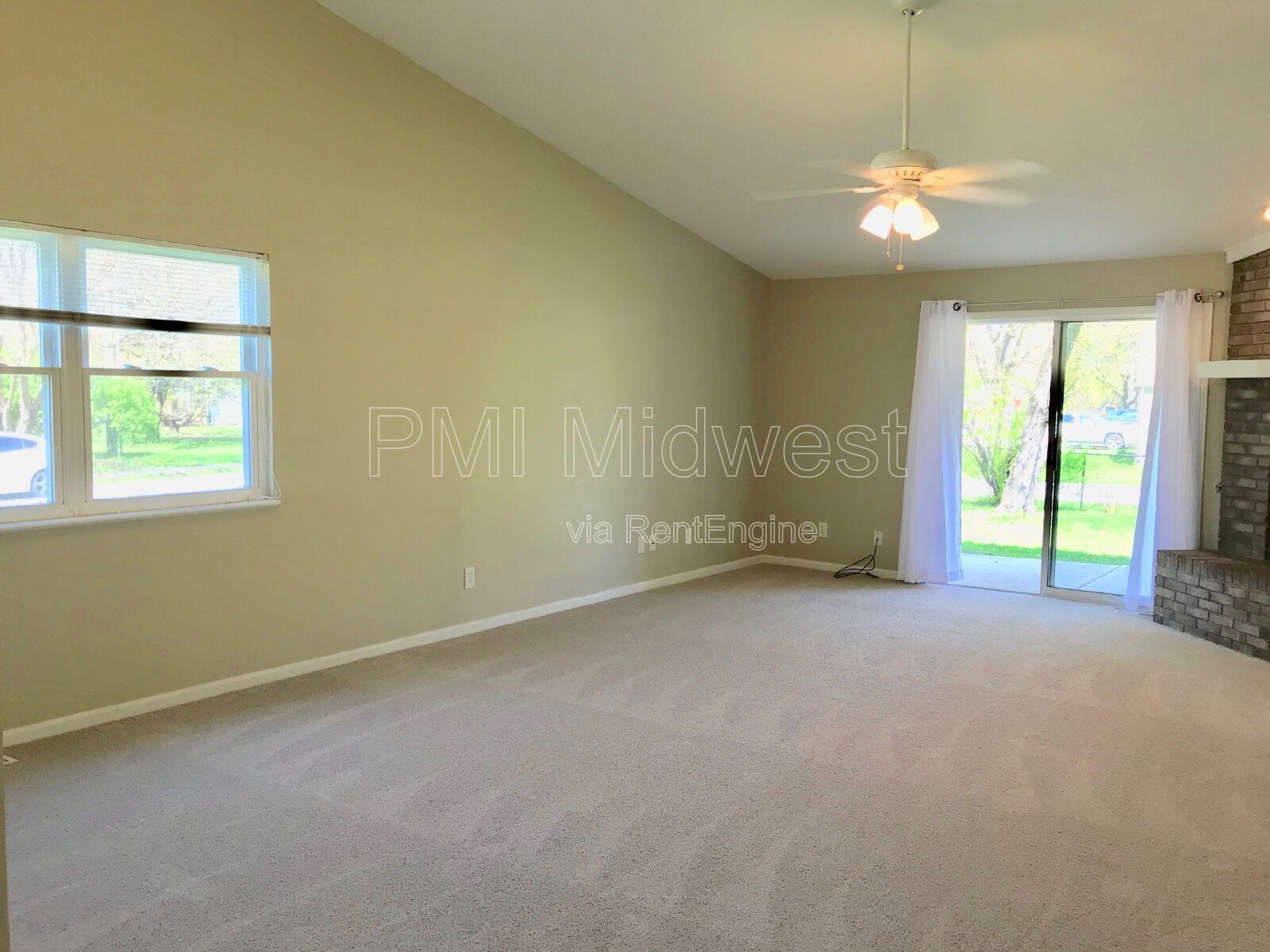 Building Photo - 3215 Keystone Lakes Way