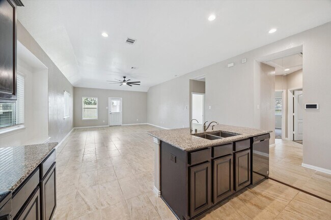 Building Photo - 2410 Palisade Crst Dr