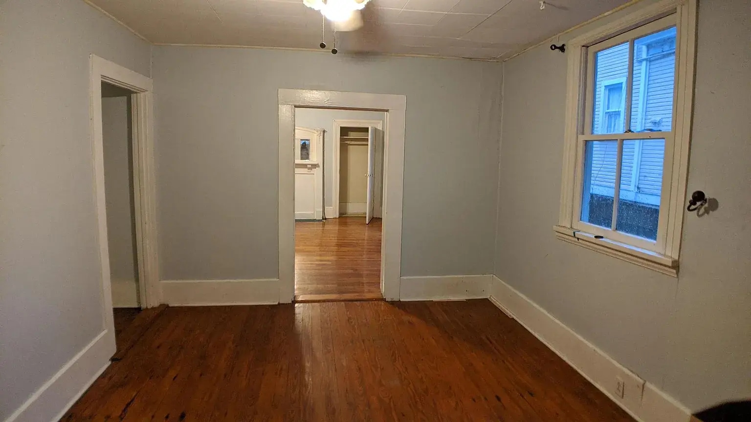 Building Photo - 323 Orange St