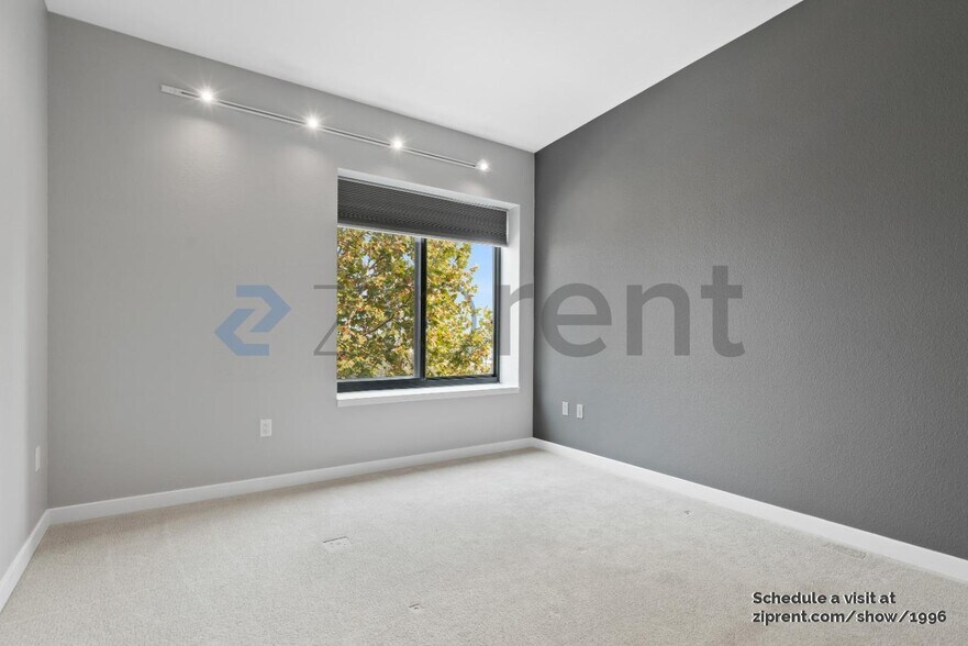 Building Photo - 88 Bush St