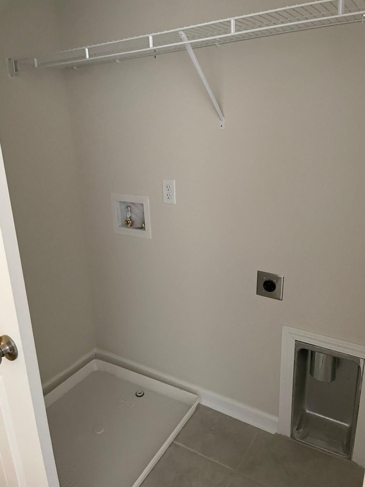 Building Photo - 113 Fister Dr