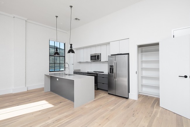 Floorplan - Auction House Apartments