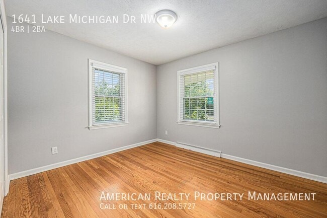 Building Photo - 1641 Lake Michigan Dr NW