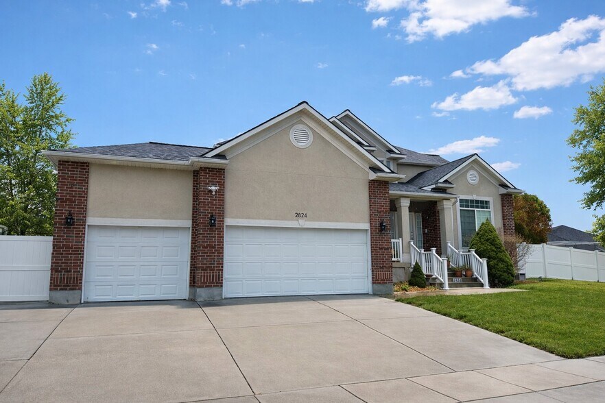 Building Photo - 2824 W Ivory Way