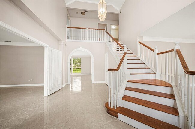 Building Photo - 4907 Canterbury Ln