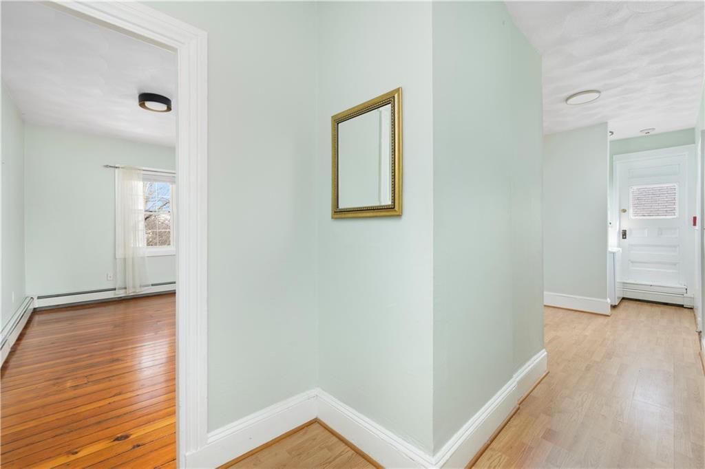 Building Photo - 104 Dexter St