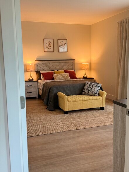 Main bedroom - 1938 Jackson St