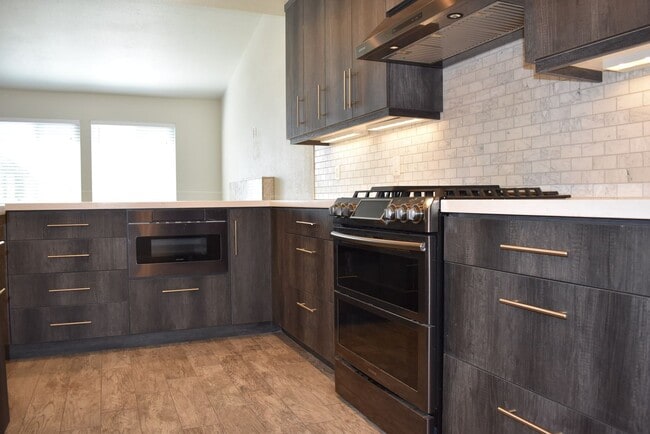 Building Photo - Beautiful 3 bedroom 2 bath Santee Home!
