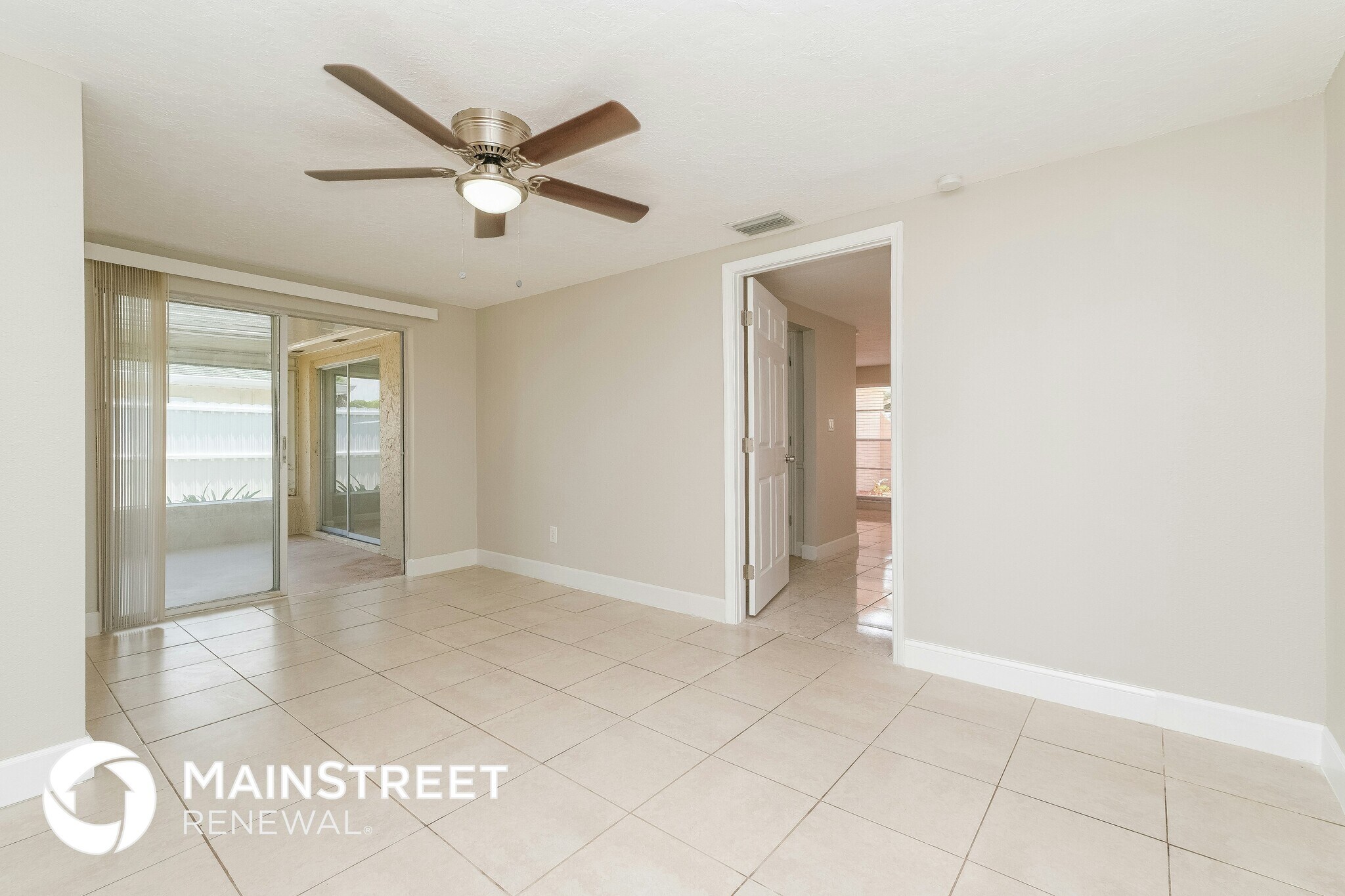 Building Photo - 6215 Westport Dr