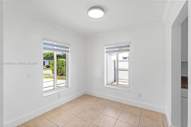 Building Photo - 5103 SW 128th Pl