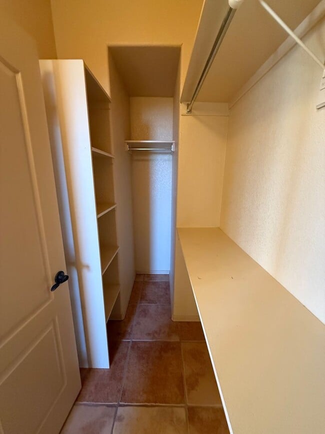 Building Photo - 4804 Camino Dos Vidas