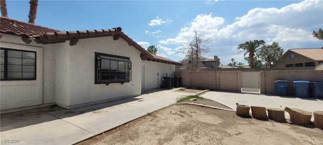 Building Photo - 7664 Angel Crest Cir