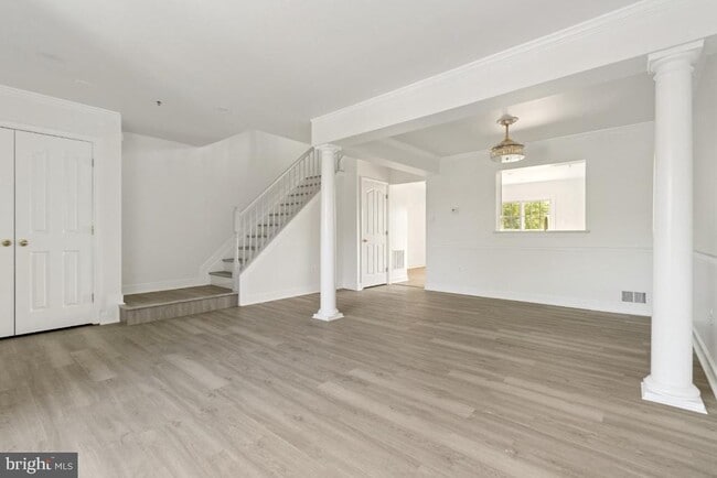 Building Photo - 1109 Pomelo Ct