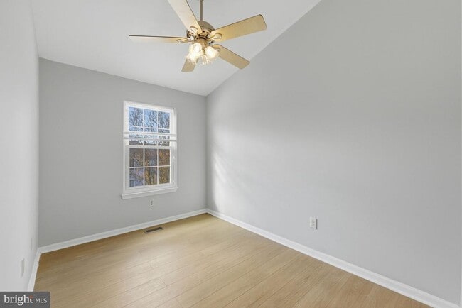 Building Photo - 14688 Basingstoke Loop