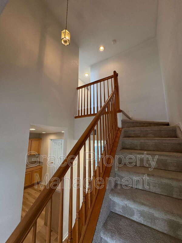 Building Photo - 5770 N Argonne St