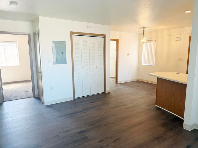 Dining Area - Fairway Estates
