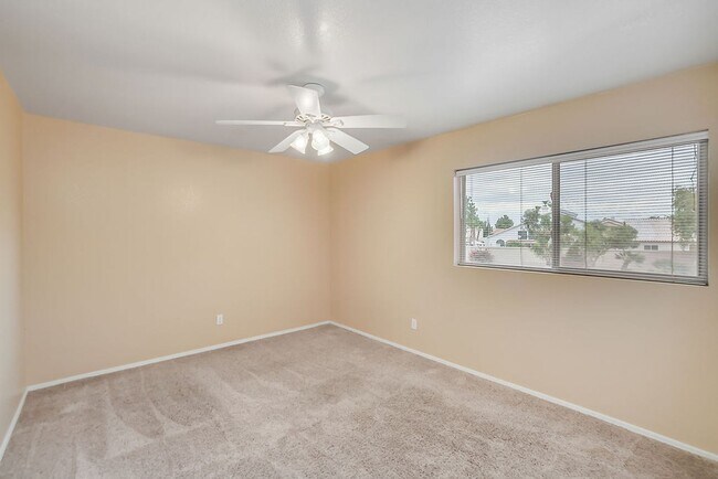 Building Photo - Beautiful Chandler home with pool!