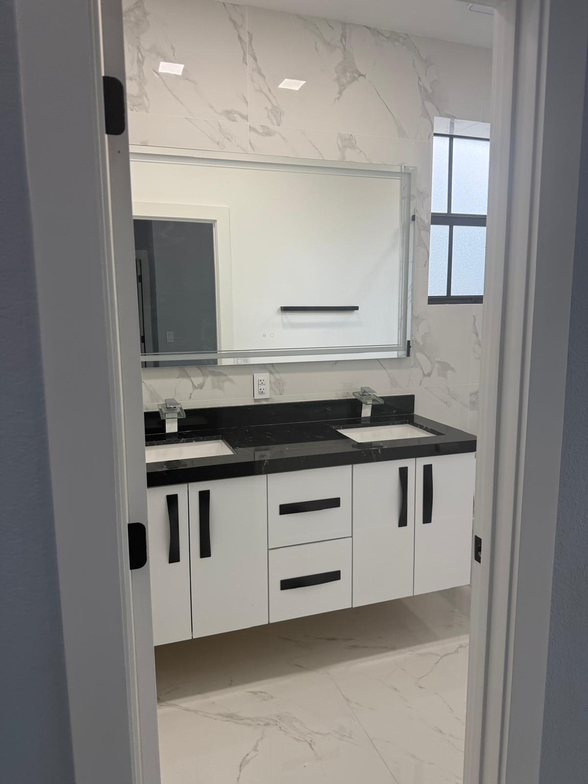 2nd full bathroom - 11300 SW 236th Ln