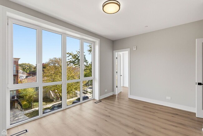 Building Photo - 2718 Budd St