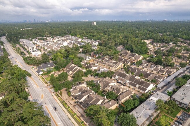 Building Photo - 12625 Memorial Dr