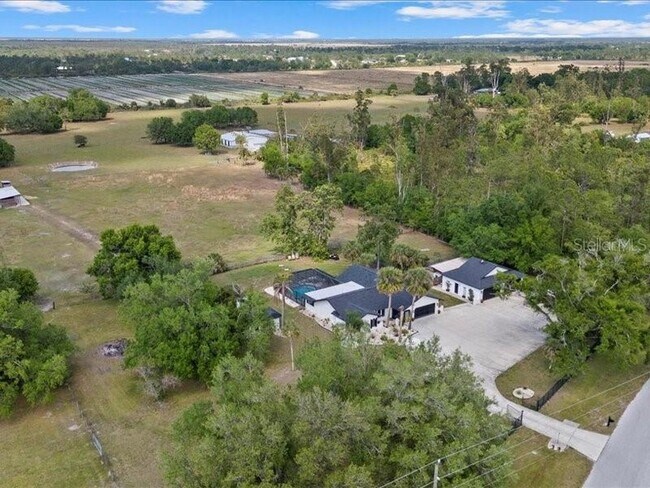 Building Photo - 15650 Prairie Creek Blvd