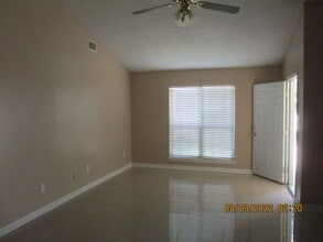 Building Photo - 120 Augusta Ct