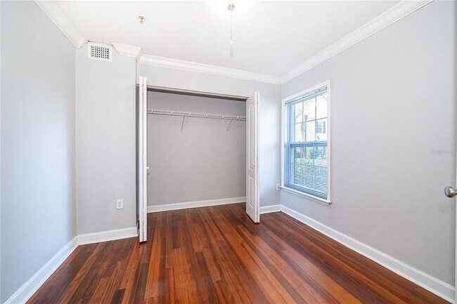 Building Photo - 2007 Dixie Belle Dr