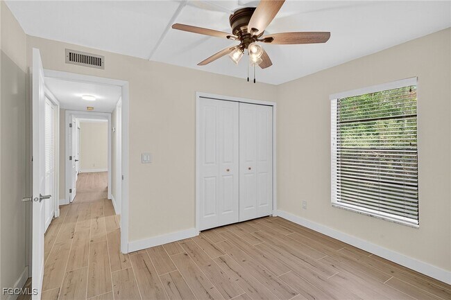 Building Photo - 6136 Whiskey Creek Dr