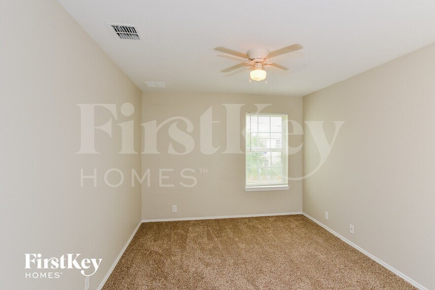 Building Photo - 13701 Laramie Hill