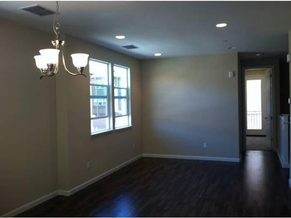 Building Photo - 506 Umbria Pl