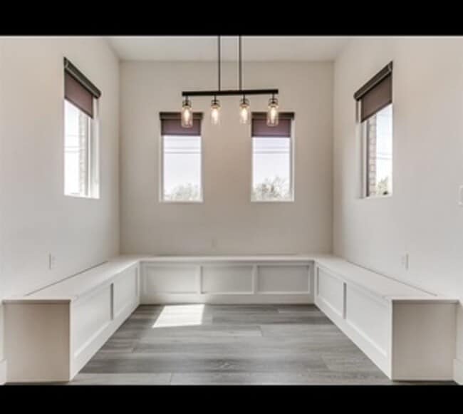 Building Photo - Gated Community - Beautiful, Spacious Home...