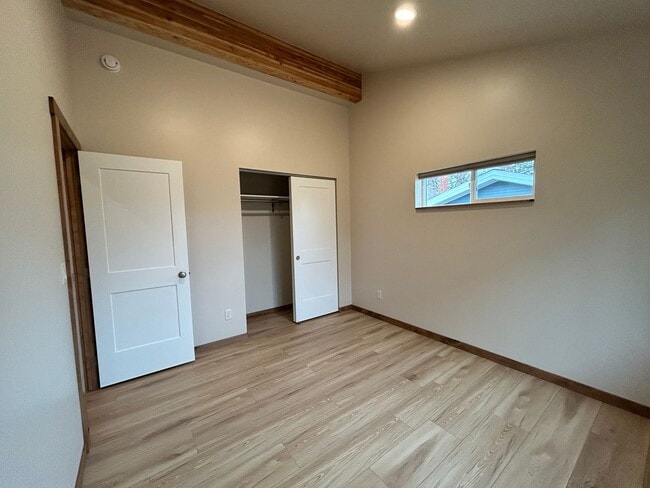 Building Photo - Brand New, Energy Efficient, 2 Bed, 1 Bath Home in Hamilton