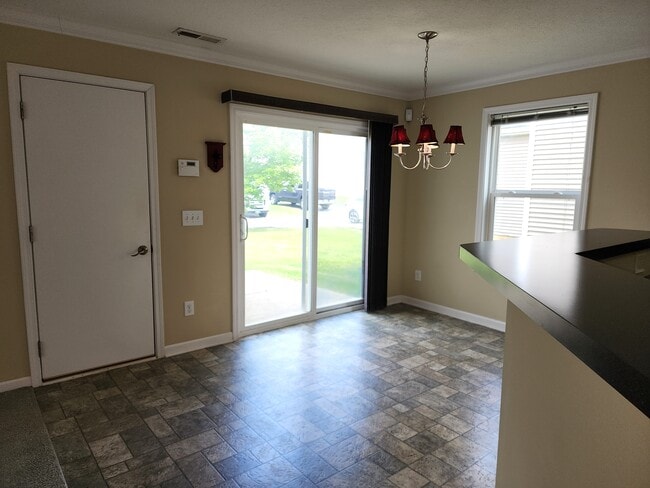 Building Photo - 9301 Cliff Springs Trail