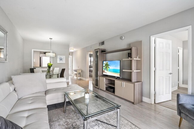 Building Photo - 1461 S Ocean Blvd