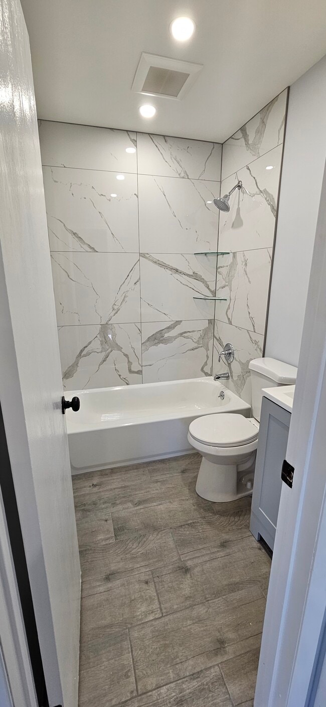 Brand New Bathroom - 20 Franklin Ln