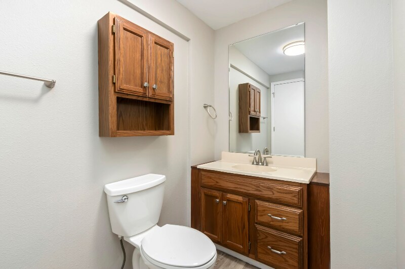 Building Photo - 4230 Cape Cod Cir